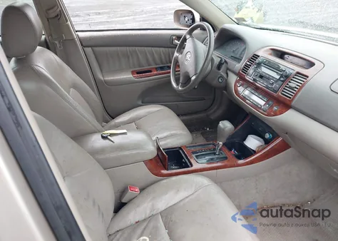 2003 Toyota Camry Xle V6 from USA, damaged, VIN 4T1BF30K93U058997